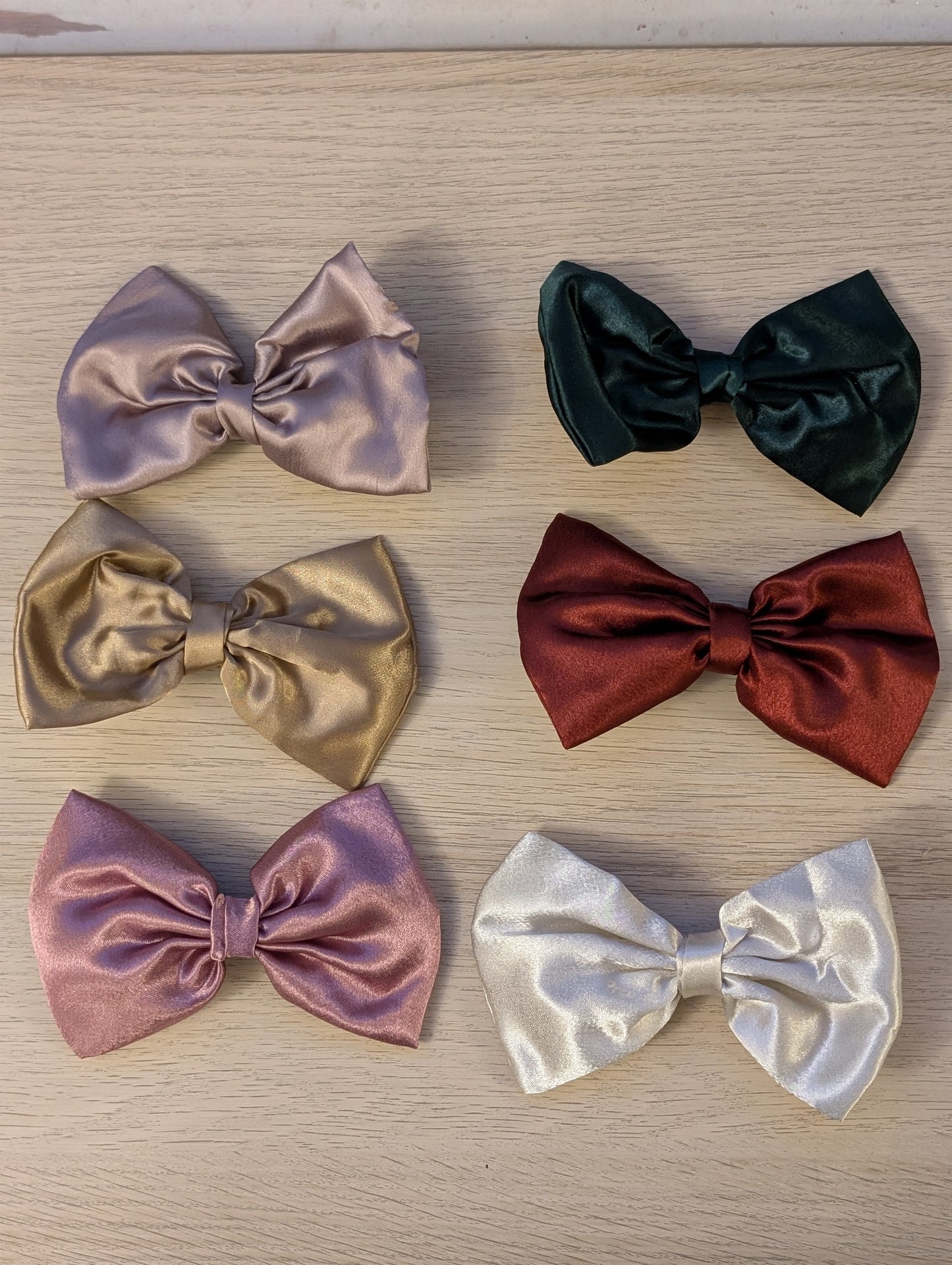 Medium bow