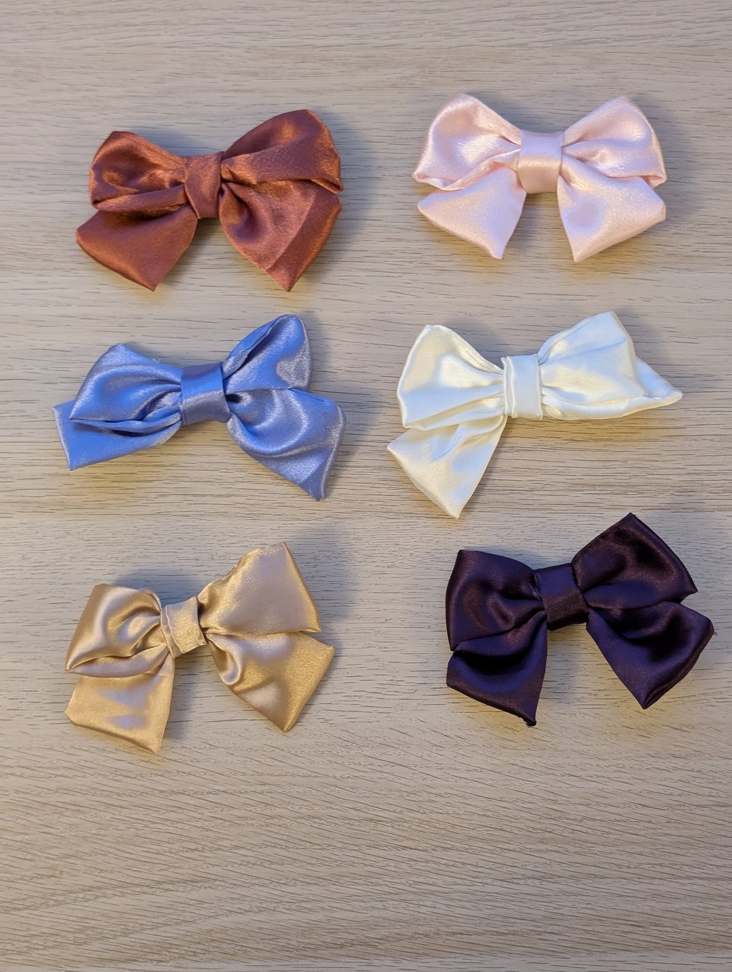 Medium bow